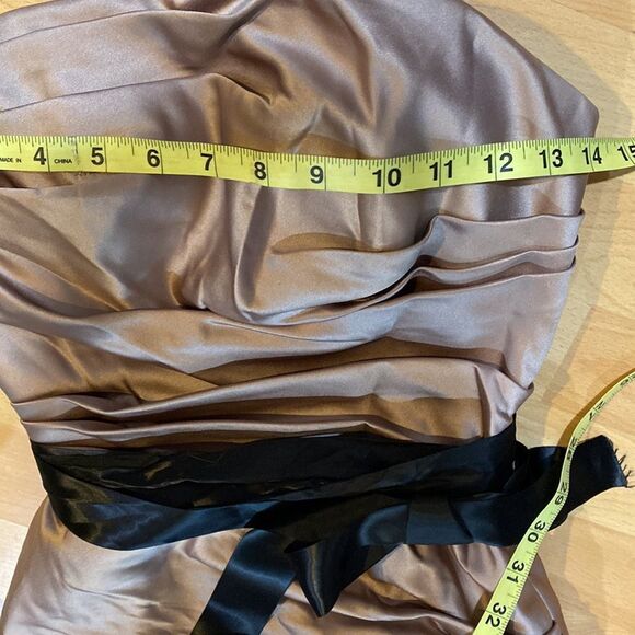 WTOO by Watters & Watters Strapless Champagne with Black Bow Maxi Gown size 2 - Picture 14 of 15